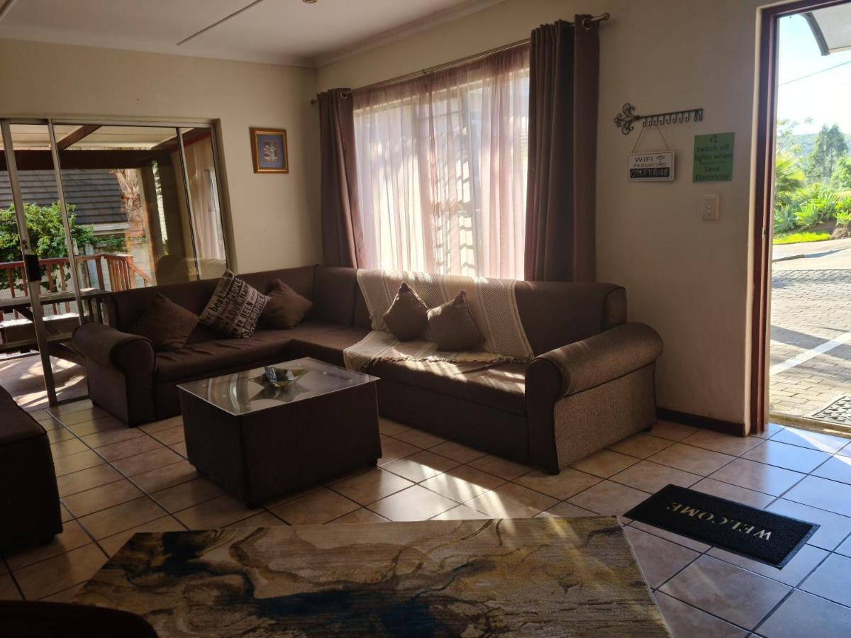 Mackenzies Accommodation East London Zewnętrze zdjęcie
